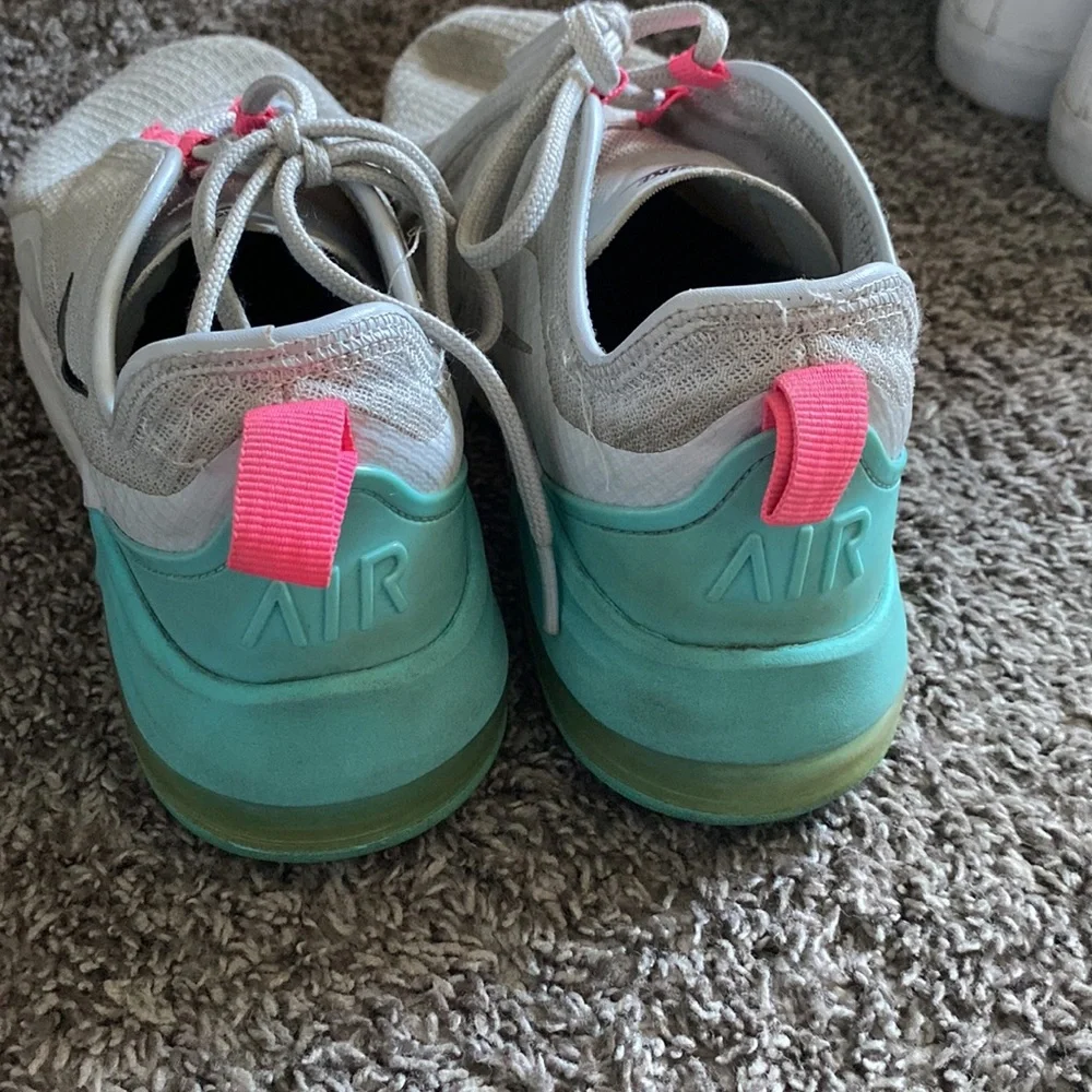 Nike Air - Picture 4 of 7